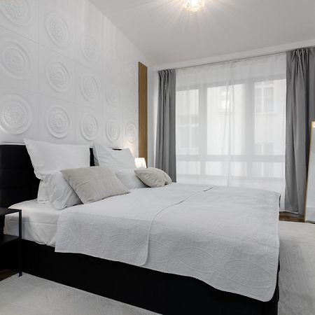 Highlife Apartment One Wiesbaden Wilhelmstrasse Bagian luar foto