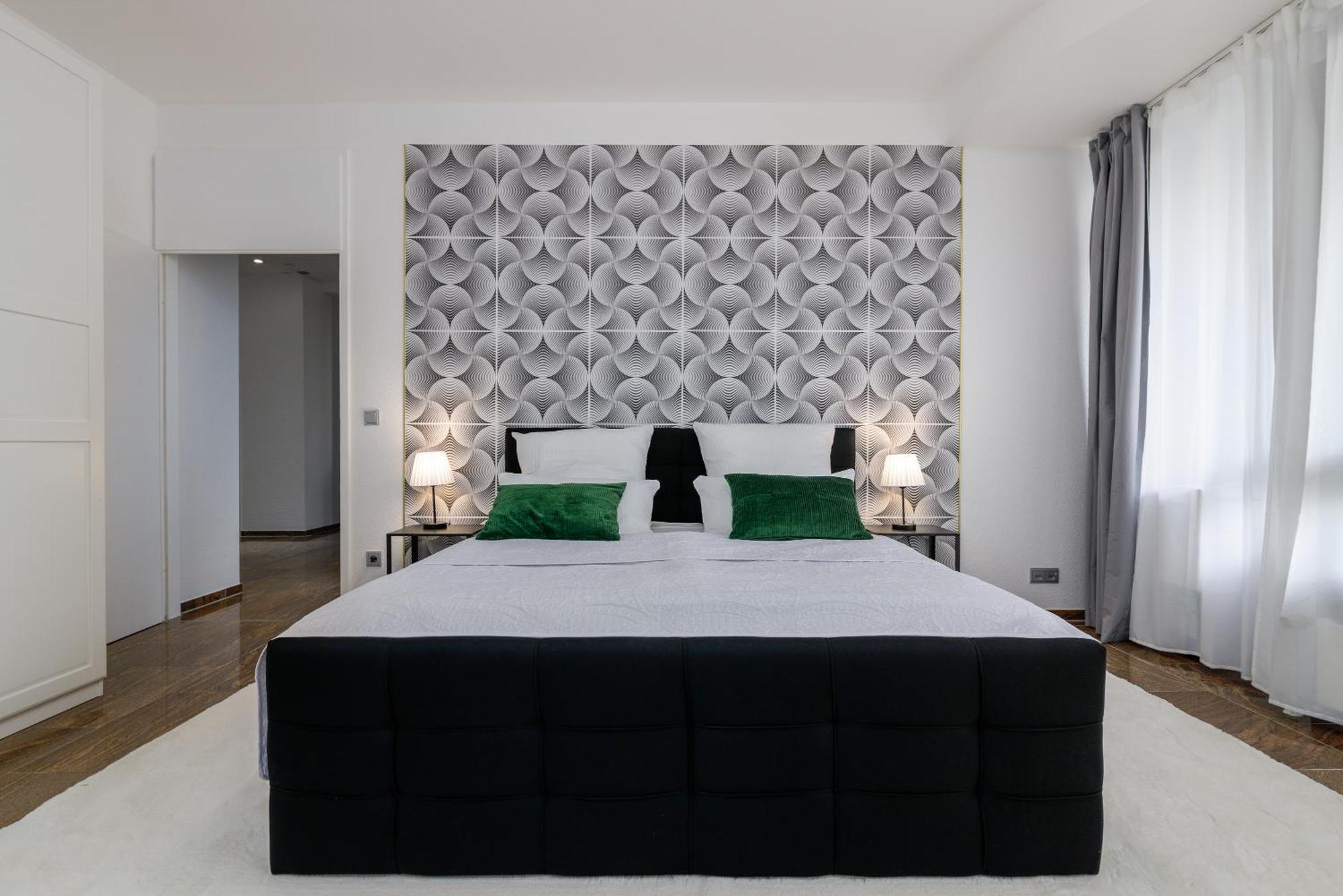 Highlife Apartment One Wiesbaden Wilhelmstrasse Bagian luar foto