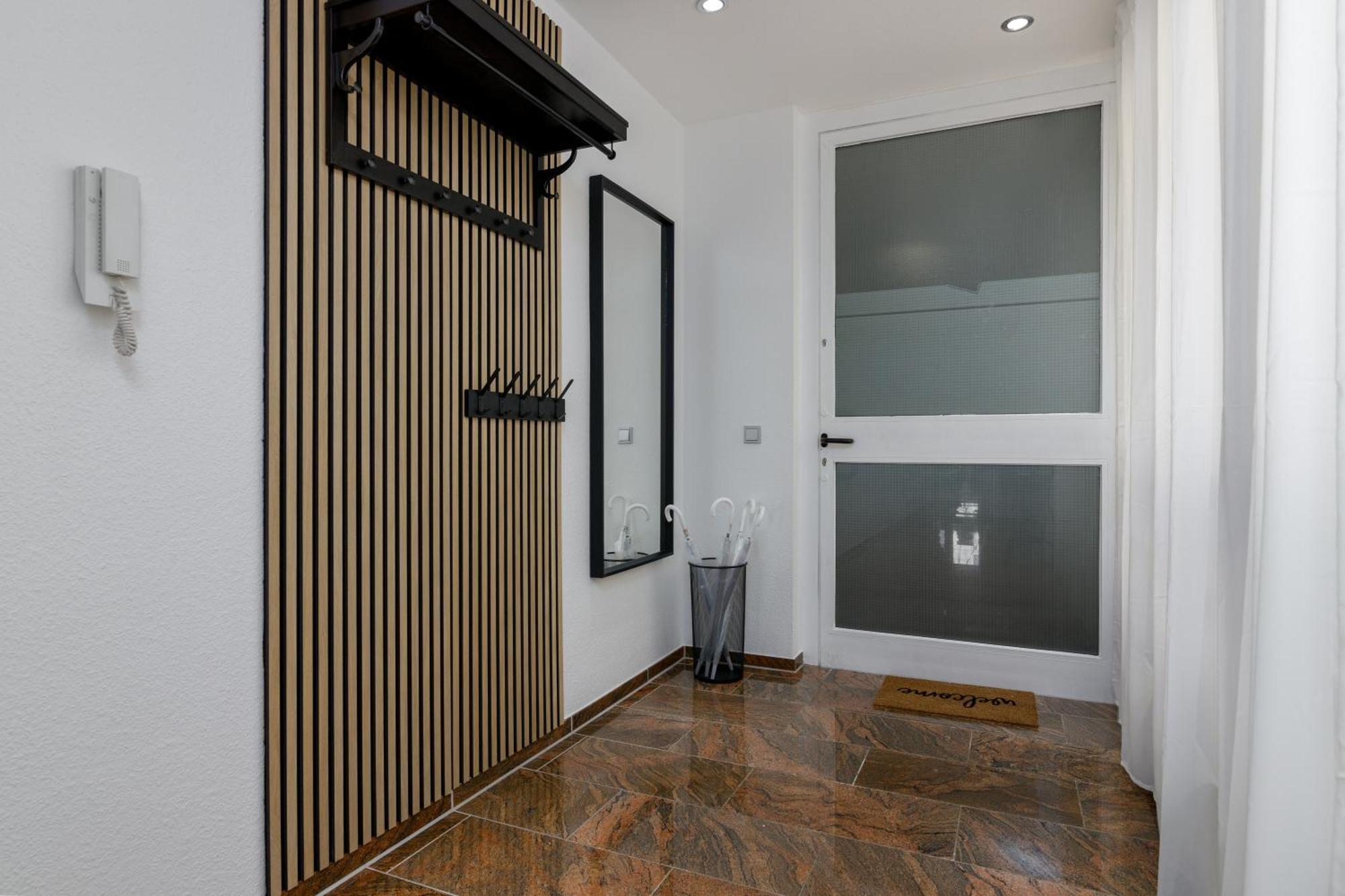 Highlife Apartment One Wiesbaden Wilhelmstrasse Bagian luar foto